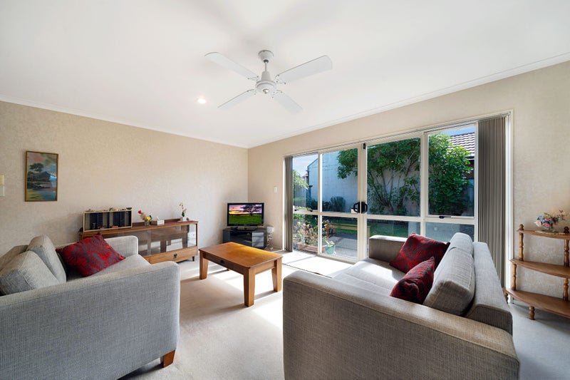 172 Waitemata Drive, Ranui, Auckland - Carousel 2