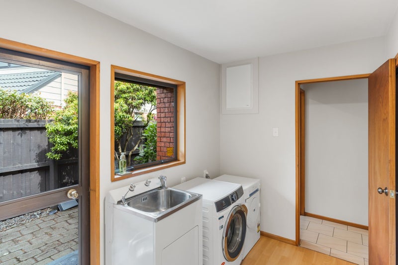 16 Felstead Place, Avonhead, Christchurch - Carousel 38