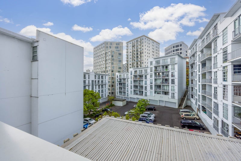 5D/15 City Road, Auckland Central, Auckland - Carousel 2