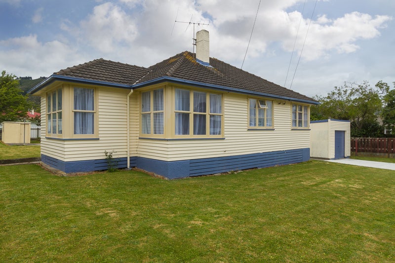 28 Fleet Street, Naenae, Lower Hutt - Carousel 1