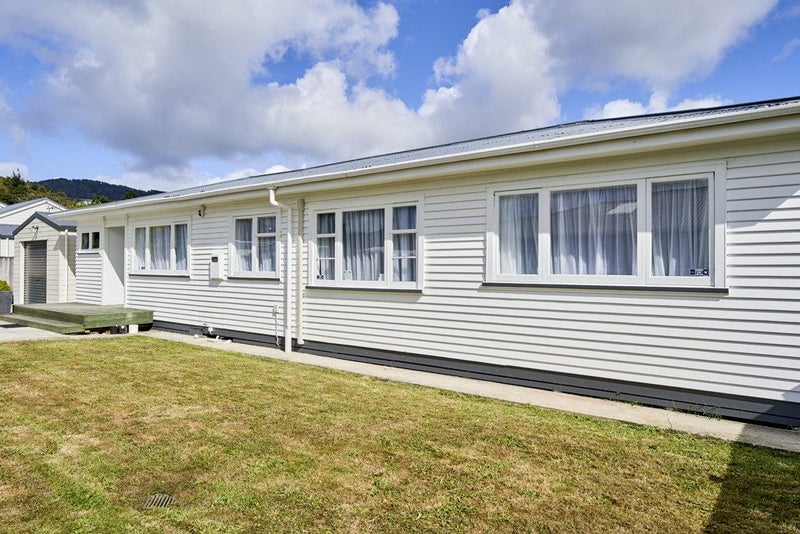 2/46 Hyde Street, Wainuiomata, Lower Hutt - Carousel 2