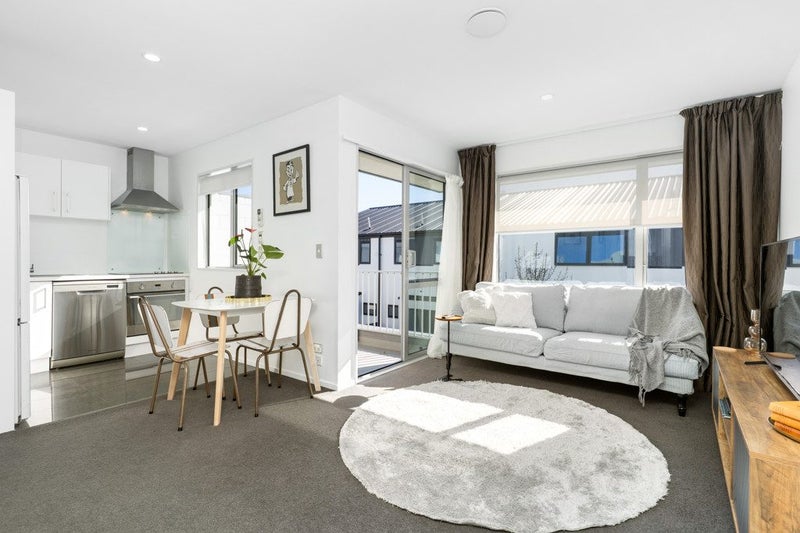 6/424 Manchester Street, St Albans, Christchurch - Carousel 1