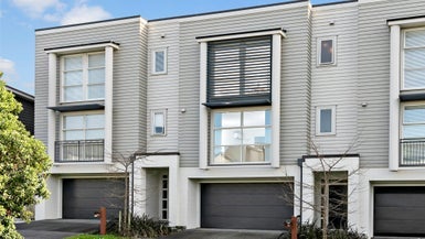 137 Barbarich Drive, Stonefields, Auckland - Carousel 1