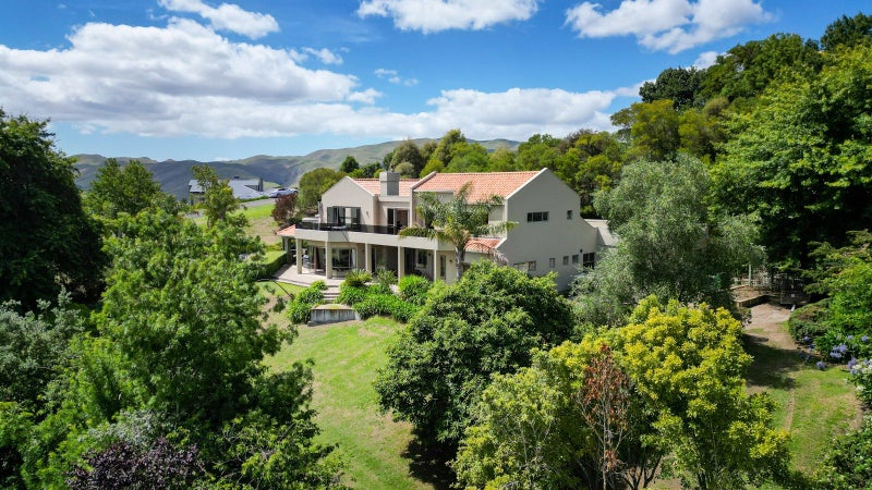 114 Enfield Drive, Pakipaki, Hastings - Carousel 1