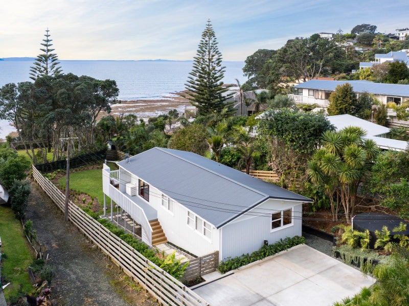 79 Duncansby Road, Stanmore Bay, Whangaparaoa - Carousel 1