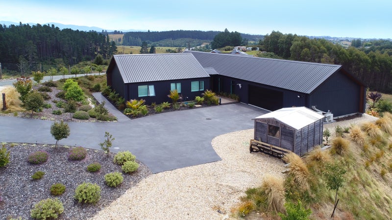 46 Redmill Road, Redwood Valley - Carousel 2