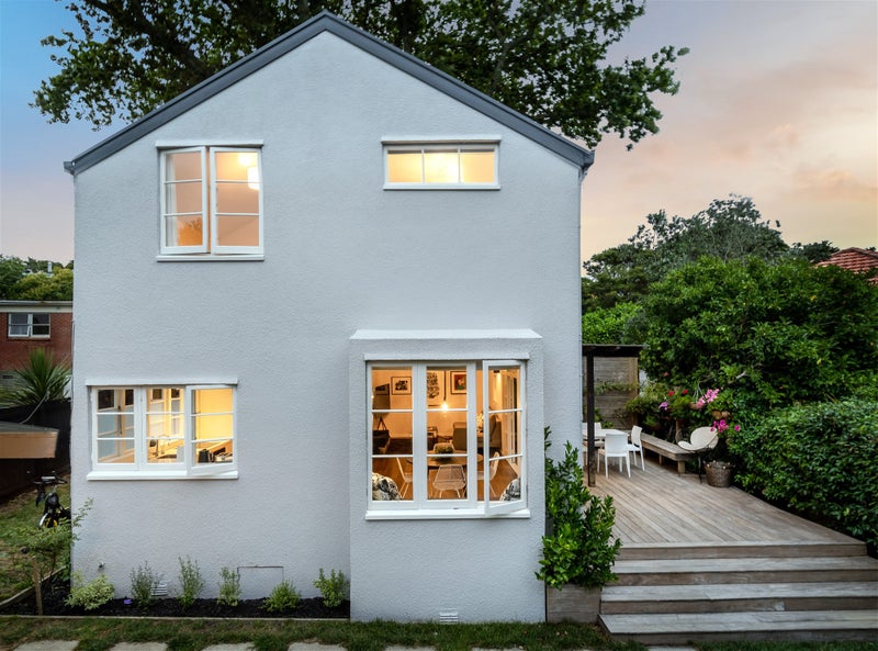 3/9 Savage Street, Westmere, Auckland - Carousel 2