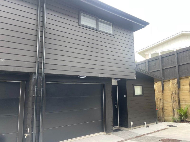 1E Stott Avenue, Birkdale, Auckland - Carousel 1