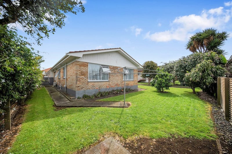3/13 Hayward Road, Papatoetoe, Auckland - Carousel 2