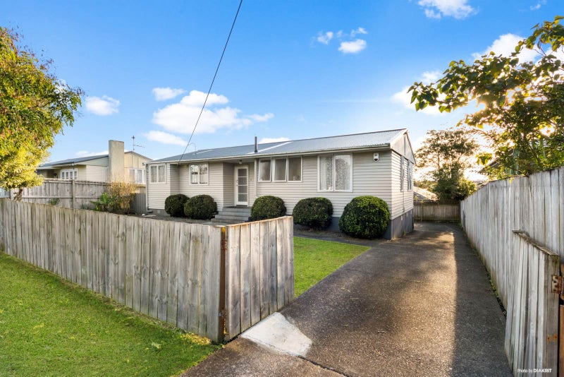 74 Hepburn Road, Glendene, Auckland - Carousel 1