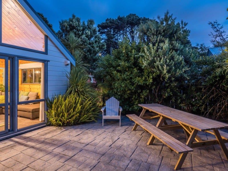 48A Darlington Road, Miramar, Wellington - Carousel 19
