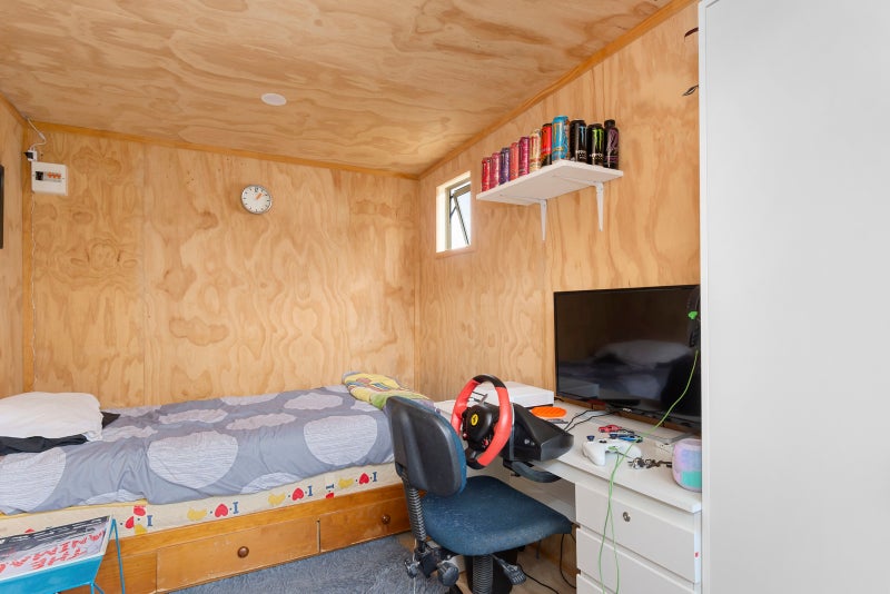 13 Pokapu Place, Bethlehem, Tauranga - Carousel 15