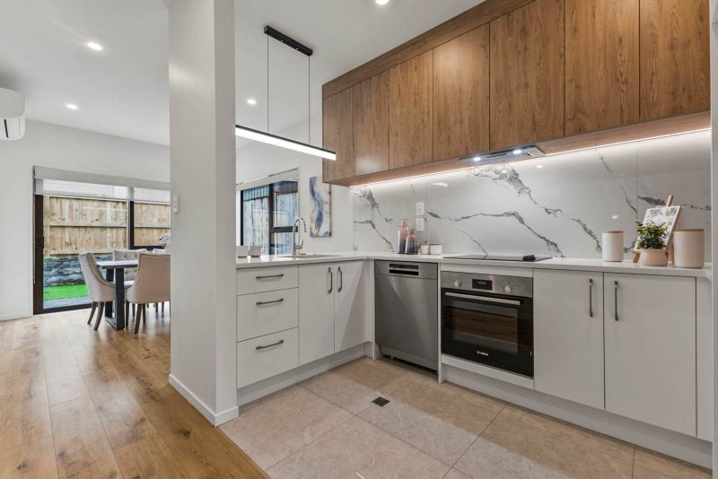 21 Kira Road, Flat Bush, Auckland - Carousel 2