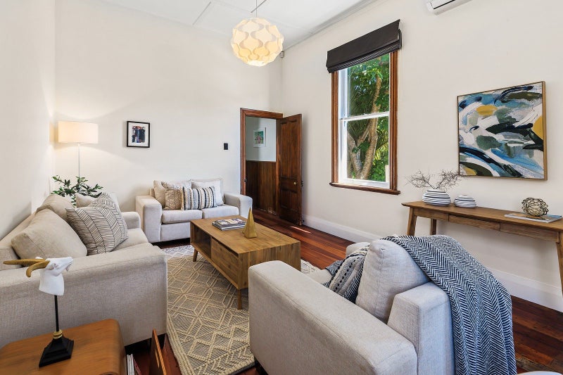 81 Stanley Street, Berhampore, Wellington - Carousel 2