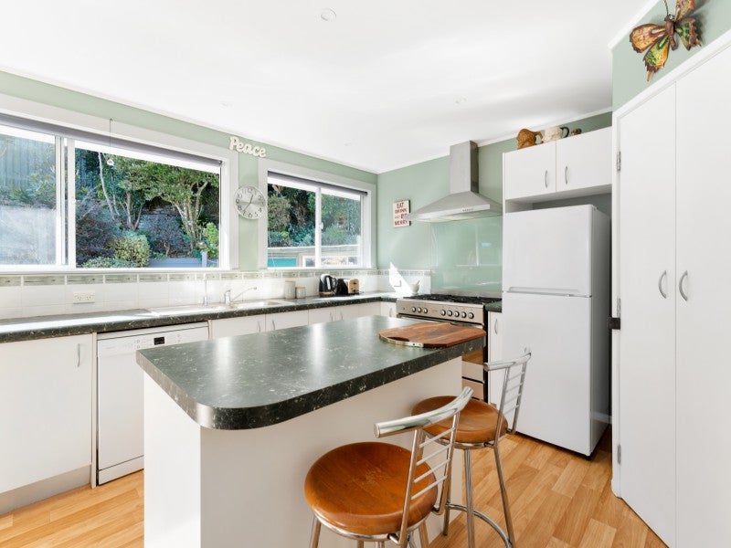 7A Poharama Place, Marfell, New Plymouth - Carousel 1