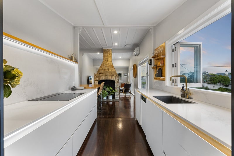 1/25 Rugby Road, Birkenhead, Auckland - Carousel 2