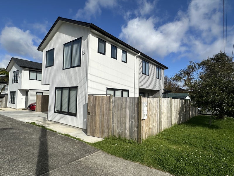 1/18 Gordon Avenue, Milford, Auckland - Carousel 20