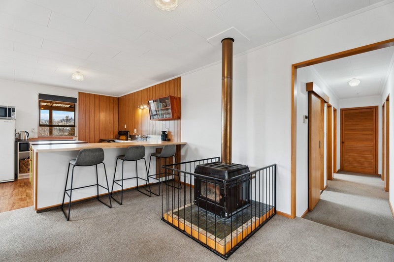 138 Lagoon Avenue, Albert Town, Wanaka - Carousel 2