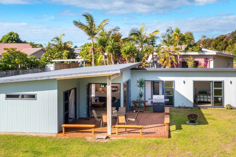 8E Norfolk Drive, Mangawhai Heads, Mangawhai - Carousel 1