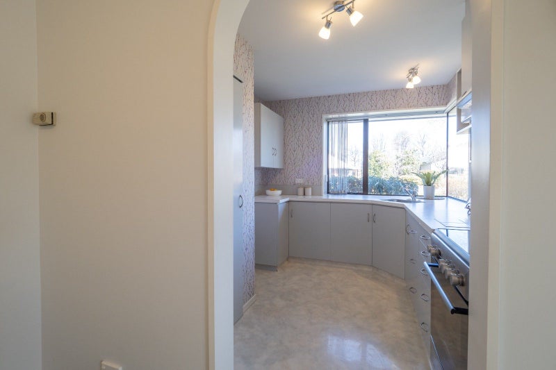 4 Reighton Drive, Allenton, Ashburton - Carousel 2