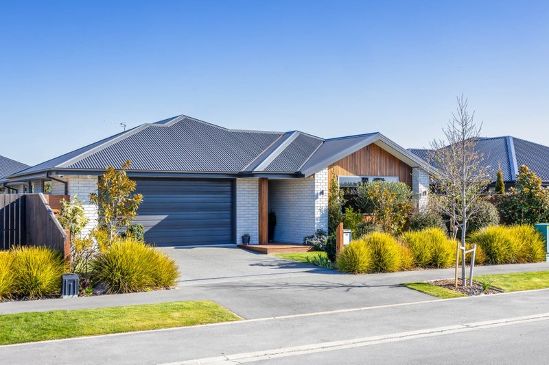 20 Collier Drive, Halswell, Christchurch - Carousel 1