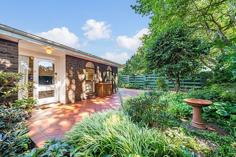 2/4 Blundell Way, Heretaunga, Upper Hutt - Carousel 2