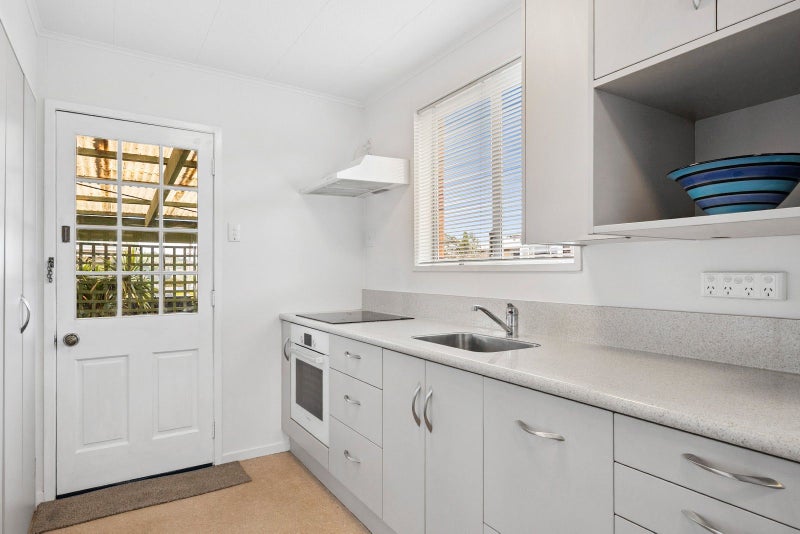 33B Christie Street, Abbotsford, Dunedin - Carousel 2