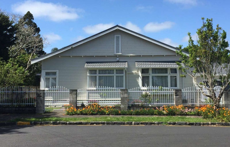 21 Crown Street, Royal Oak, Auckland - Carousel 1