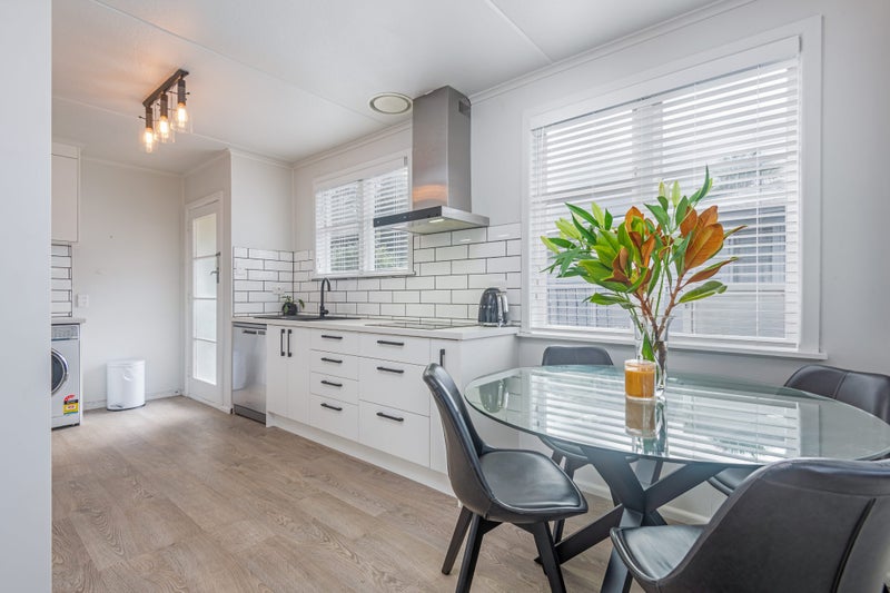 35 Church Street, Awapuni, Palmerston North - Carousel 2