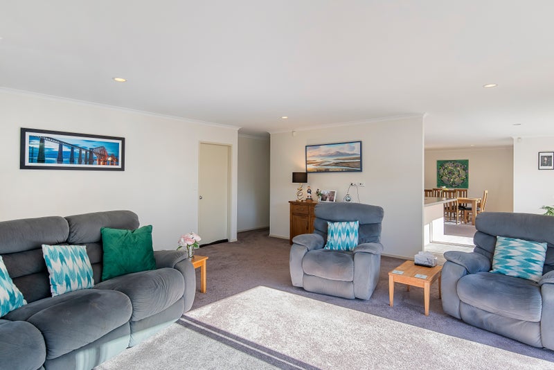 21 Matuku Place, Paraparaumu Beach, Paraparaumu - Carousel 2