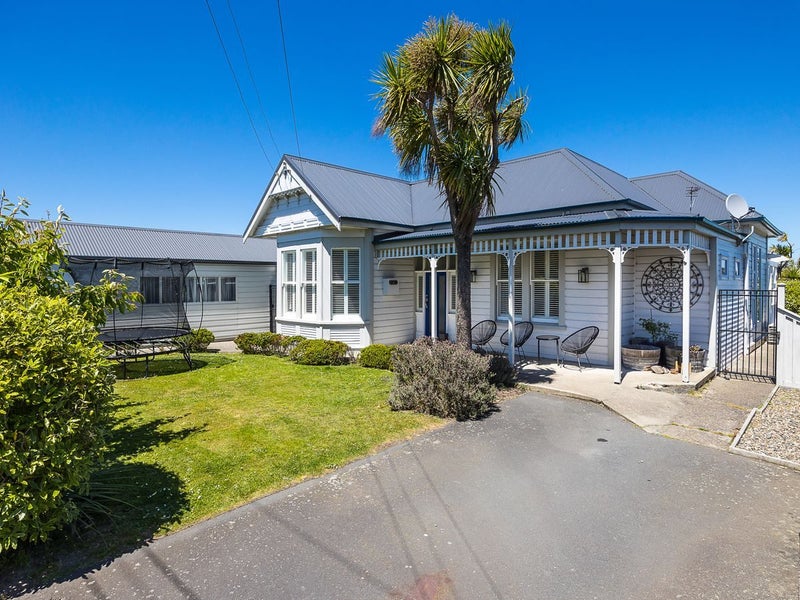 84 Tomahawk Road, Andersons Bay, Dunedin - Carousel 1