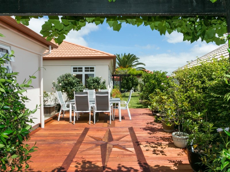 41 Palmbrook Avenue, Havelock North, Havelock North - Carousel 1