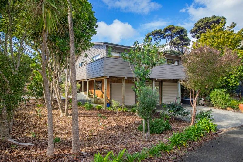 17 Greenview Drive, Mangawhai Heads, Mangawhai - Carousel 1