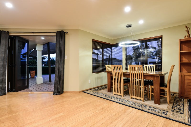 1 Bayswater Court, Huntington, Hamilton - Carousel 35