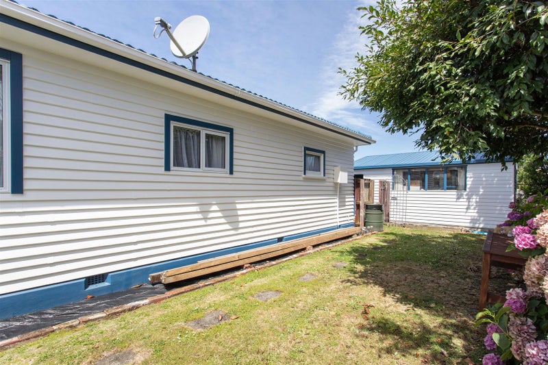 45 Winters Road, Redwood, Christchurch - Carousel 17