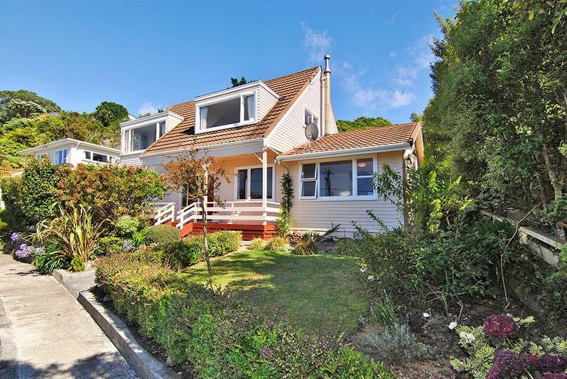 141 Heke Street, Ngaio, Wellington - Carousel 1