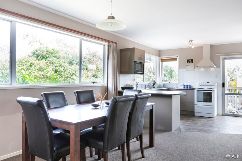 19 Mareretu Avenue, Patumahoe, Pukekohe - Carousel 1