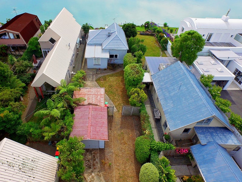 127 Main Road, Redcliffs, Christchurch - Carousel 11