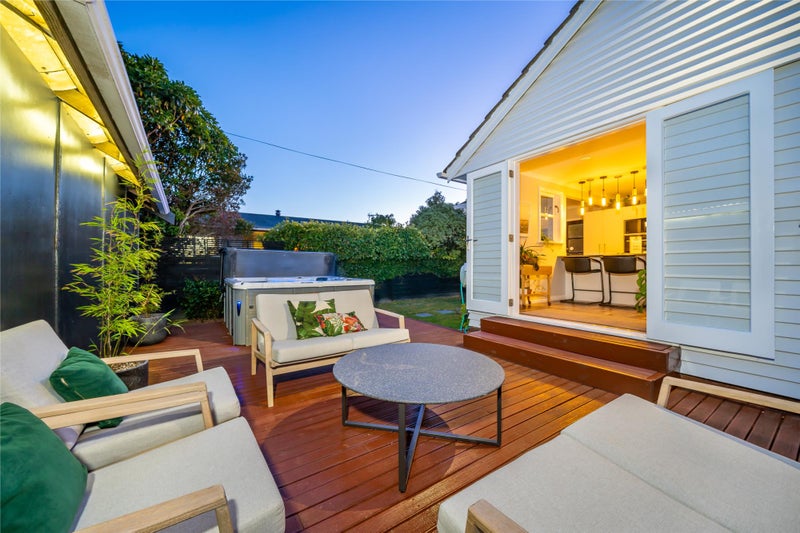 8A Mccurdy Street, Elderslea, Upper Hutt - Carousel 1