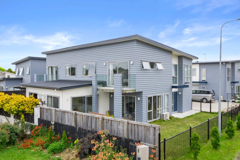 1/11 Crosher Place, Silverdale, Hamilton - Carousel 22