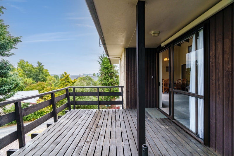 72 Kinmont Crescent, Kinmont Park, Mosgiel - Carousel 2