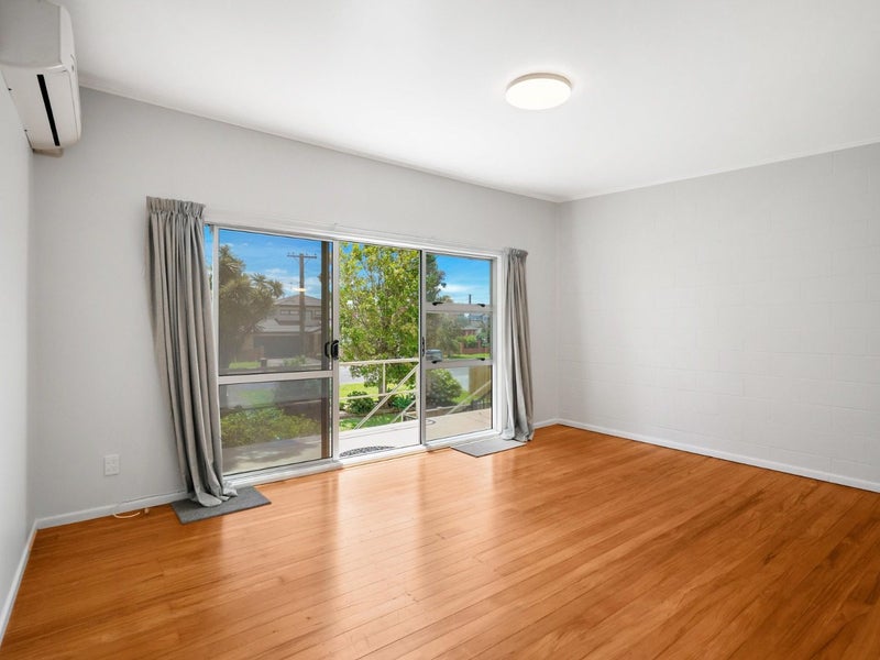 22C Riverview Road, Panmure, Auckland - Carousel 2
