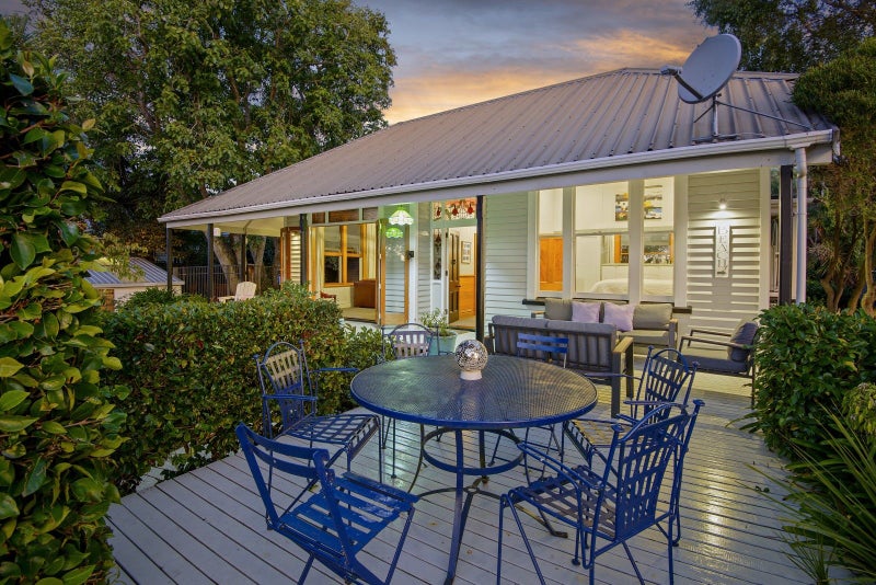 49 Clarendon Terrace, Woolston, Christchurch - Carousel 1