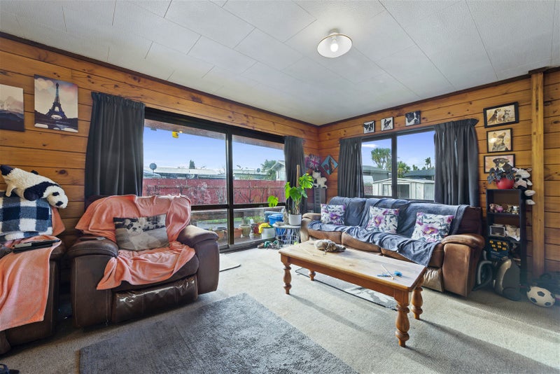 2/6 Pīhanga Street, Taupō - Carousel 2