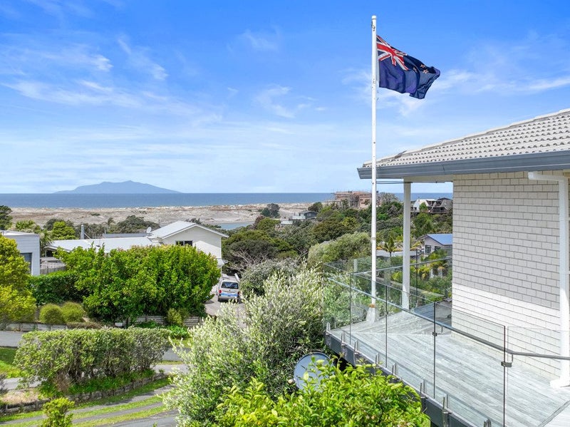 19 Taranui Place, Mangawhai Heads, Mangawhai - Carousel 2