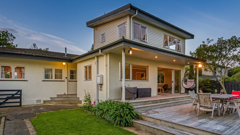 38A Manson Street, Terrace End, Palmerston North - Carousel 1