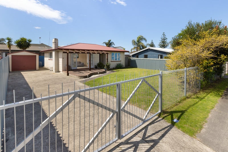 4A Hawea Street, Mount Maunganui, Mount Maunganui - Carousel 2