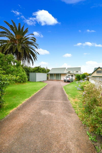 18 Tapu Road, Huapai, Kumeu - Carousel 1