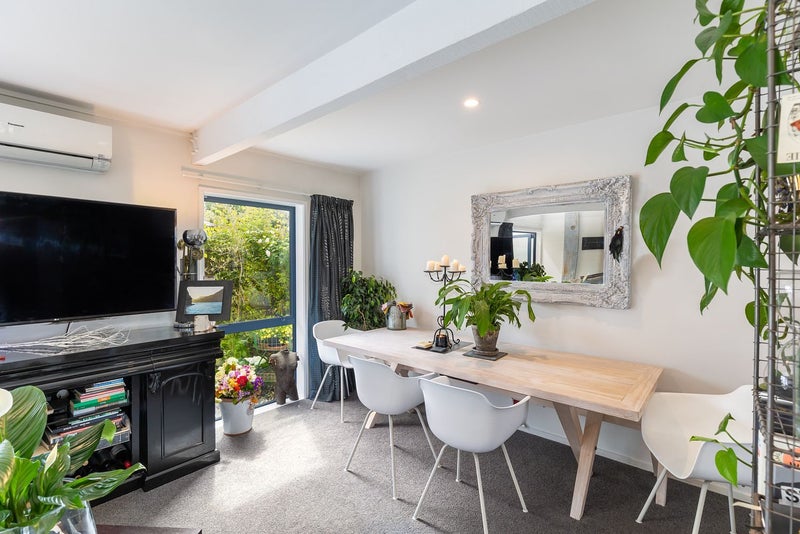 13/27 Cornwall Street, St Albans, Christchurch - Carousel 1