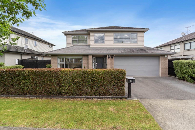 34 Pickaberry Avenue, Karaka, Papakura - Carousel 1